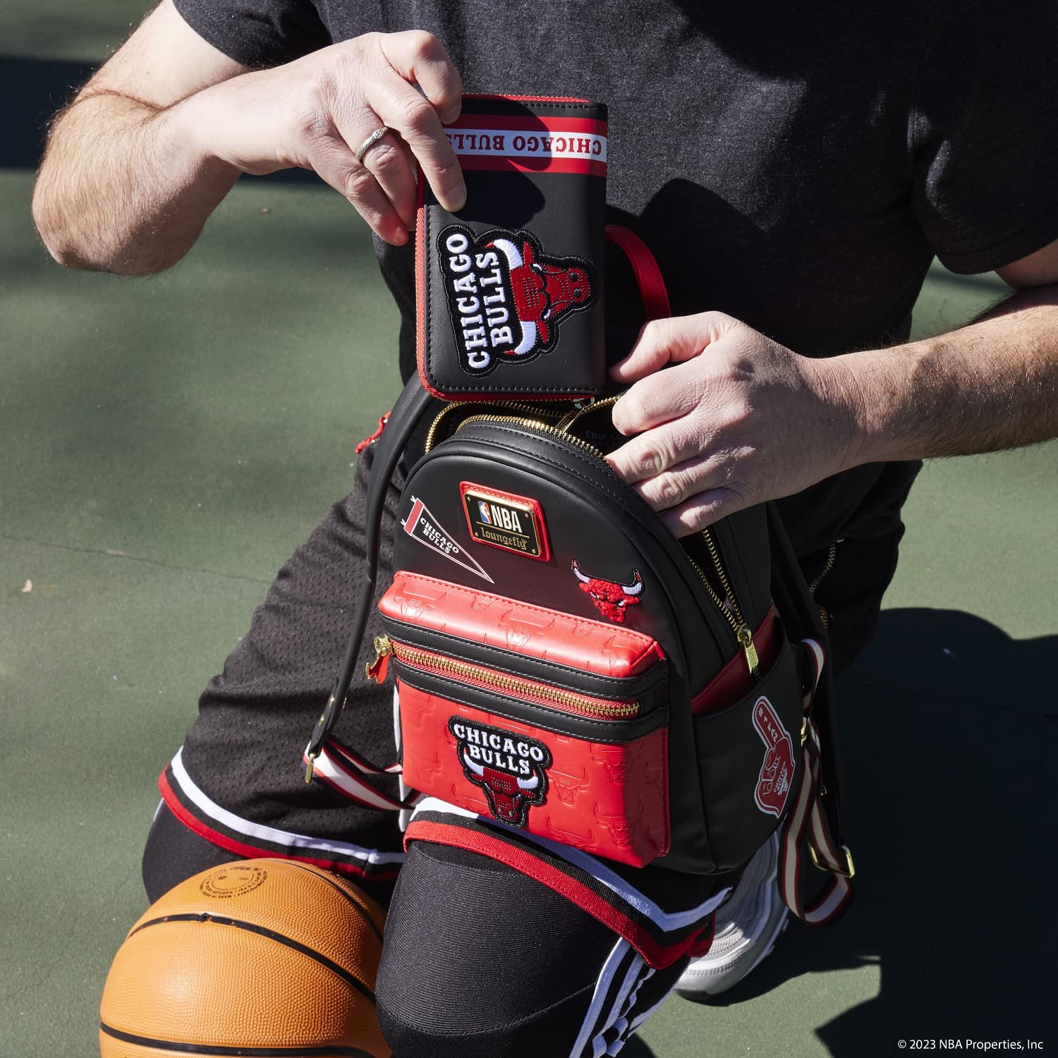 Alternative view of NBA Chicago Bulls Patch Icons Zip Around Wallet