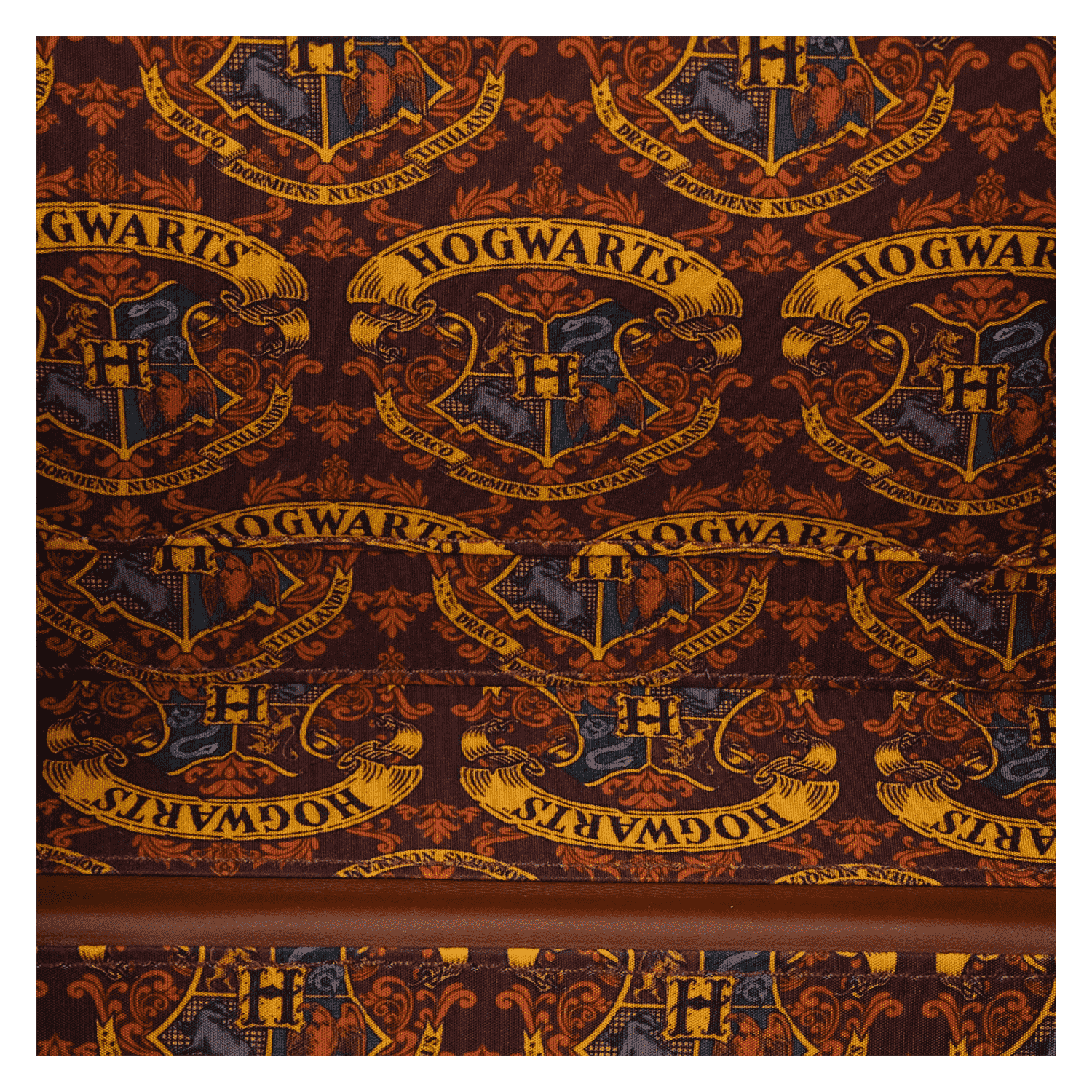 Harry Potter Hogwarts Express Luggage Trunk Crossbody Bag - Image 9