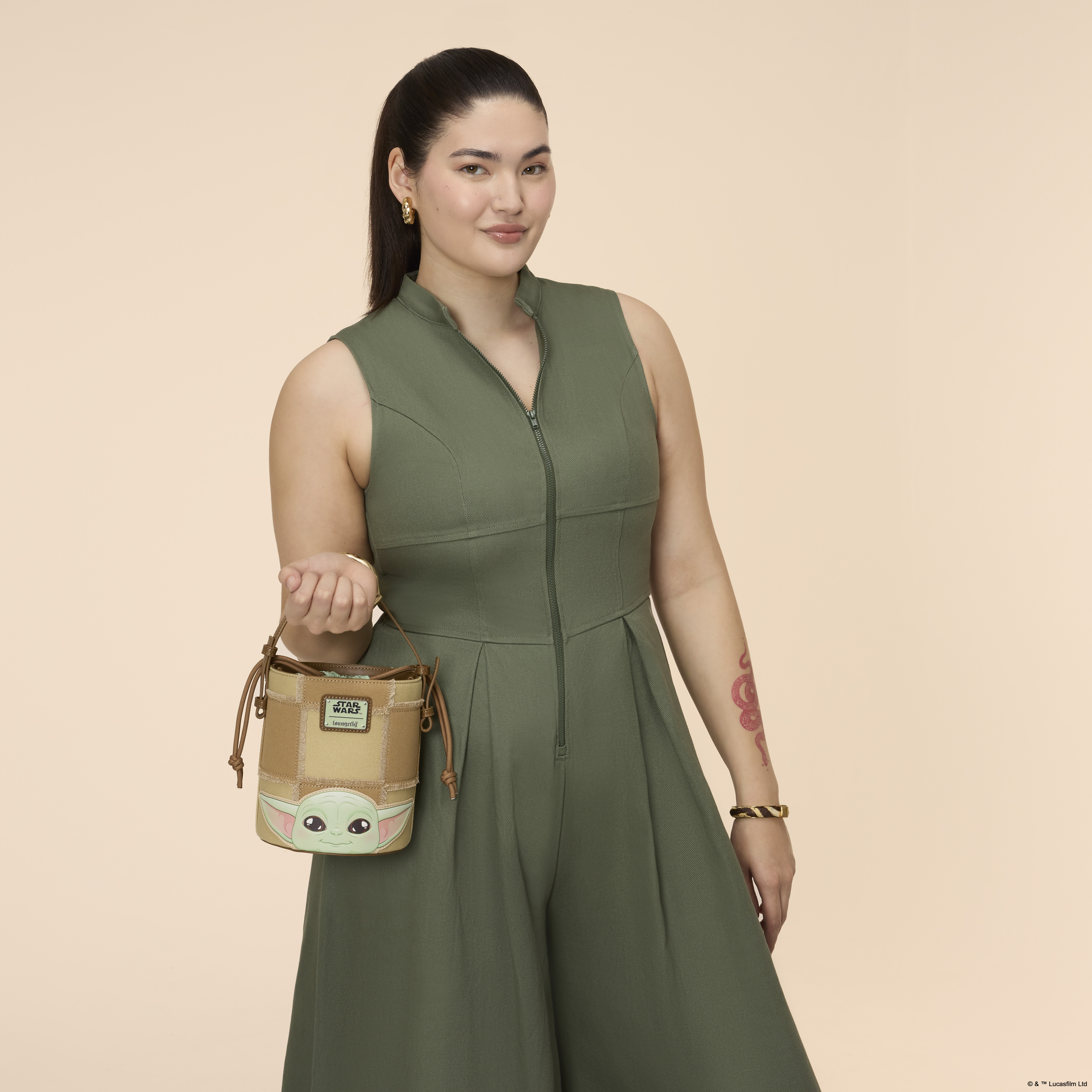 The Mandalorian Grogu & Anzellan Drawstring Bucket Crossbody Bag with Coin Bag - Image 3