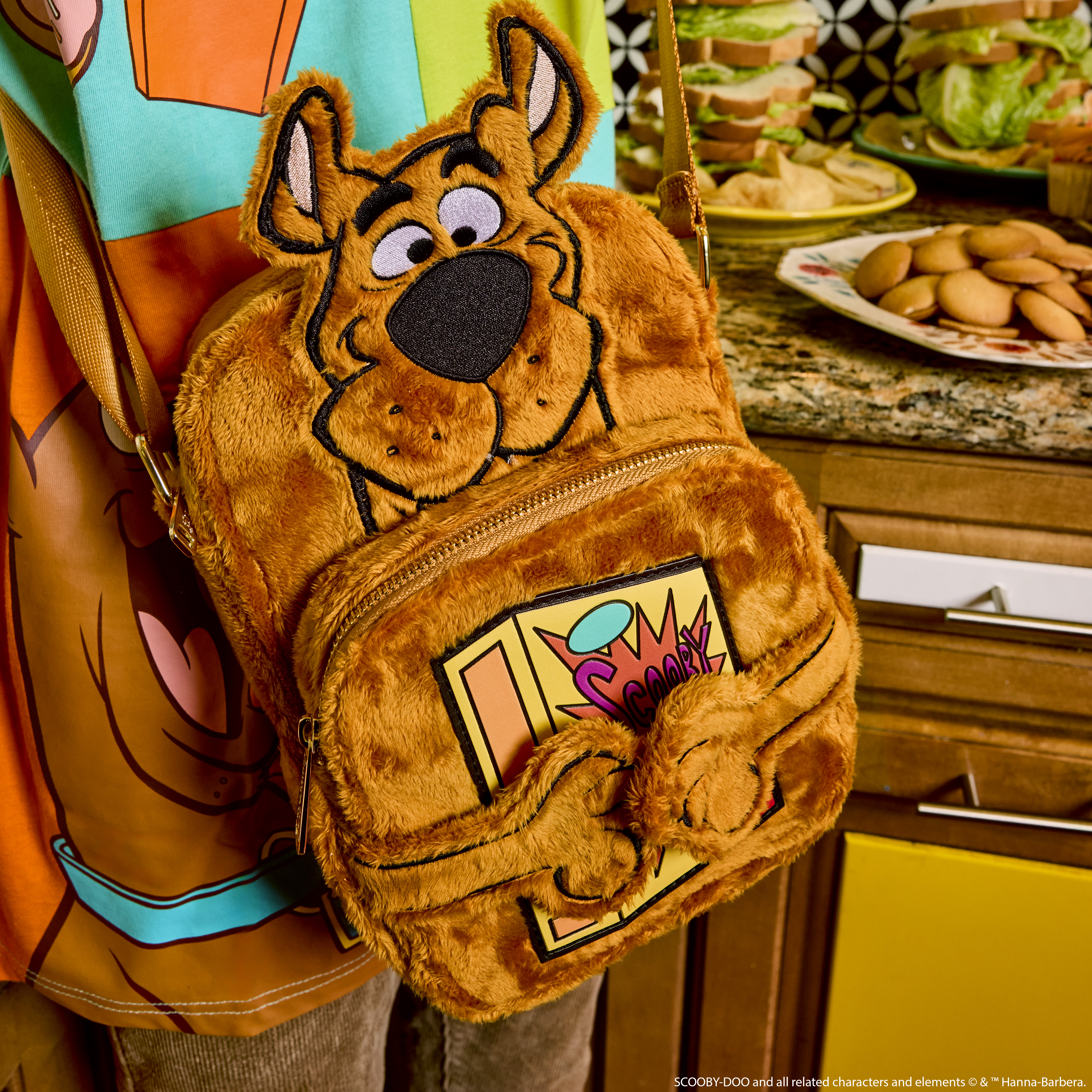 Alternative view of Scooby-Doo Snacks Crossbuddies Cosplay Crossbody Bag with Coin Bag