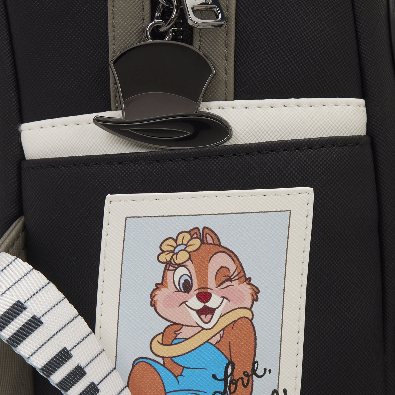 Chip 'n' Dale Two Chips & a Miss Mini Backpack - Image 7