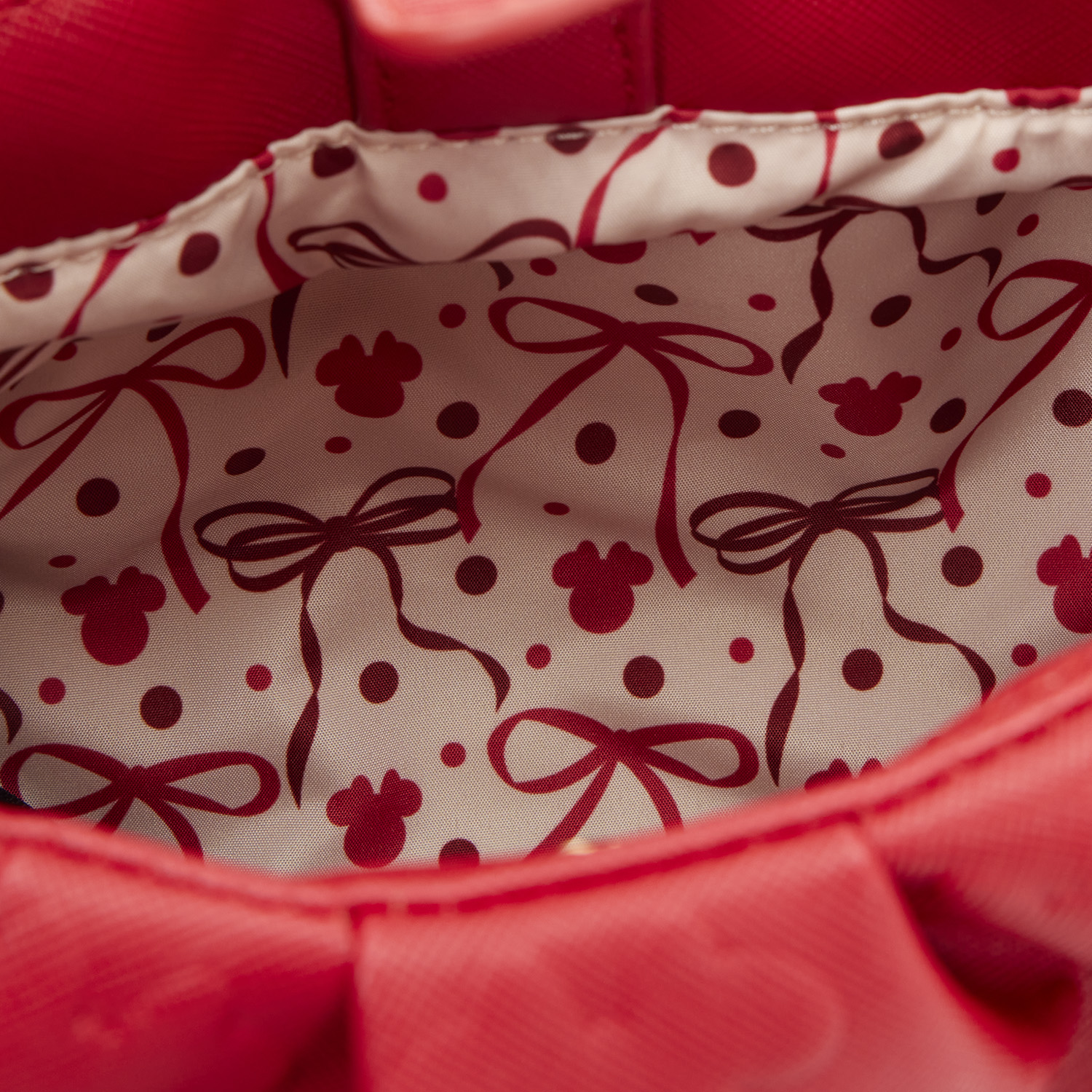 Minnie Mouse Rocks the Dots Coquette Handbag - Image 7