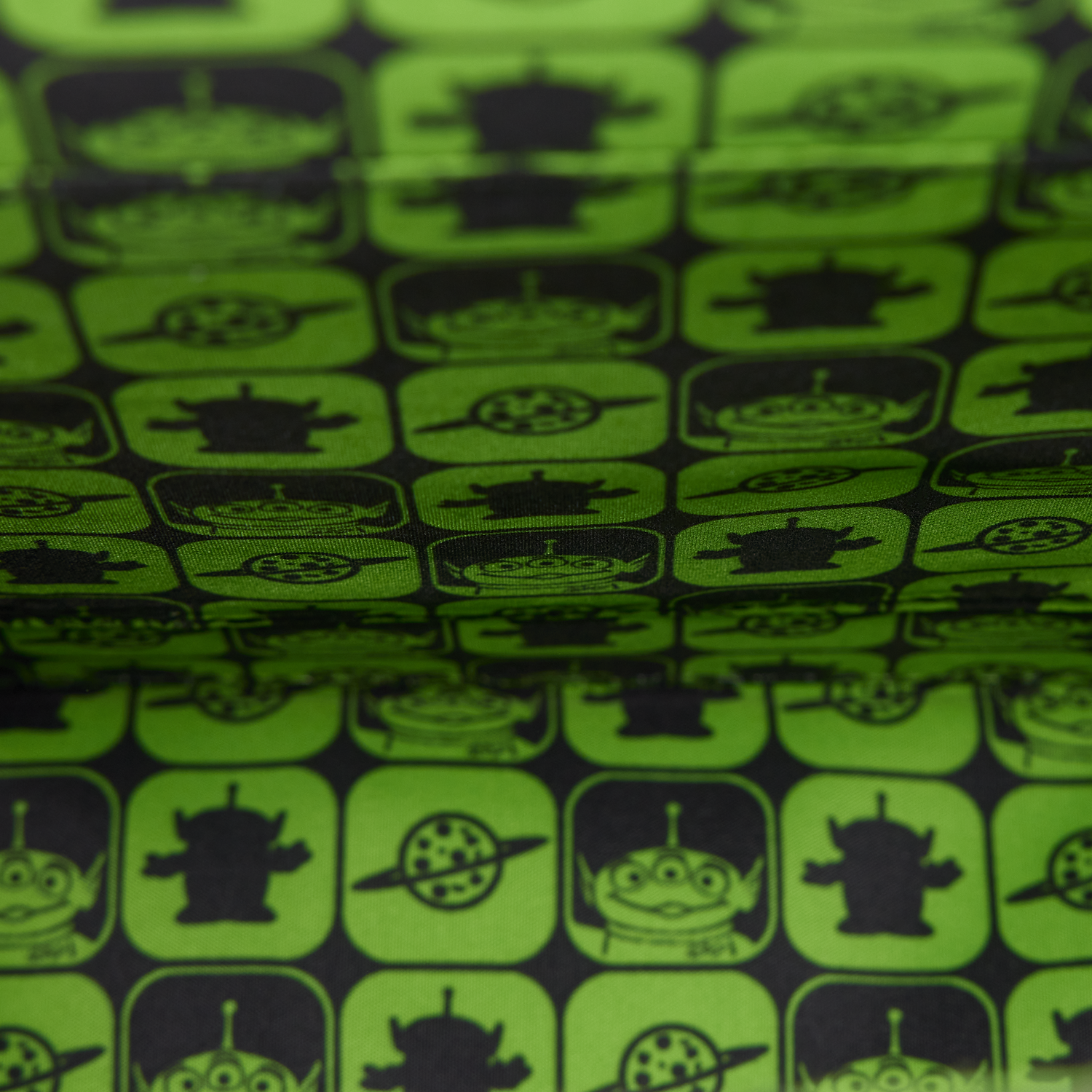 Toy Story 5 Aliens Charm Crossbody Bag - Image 6